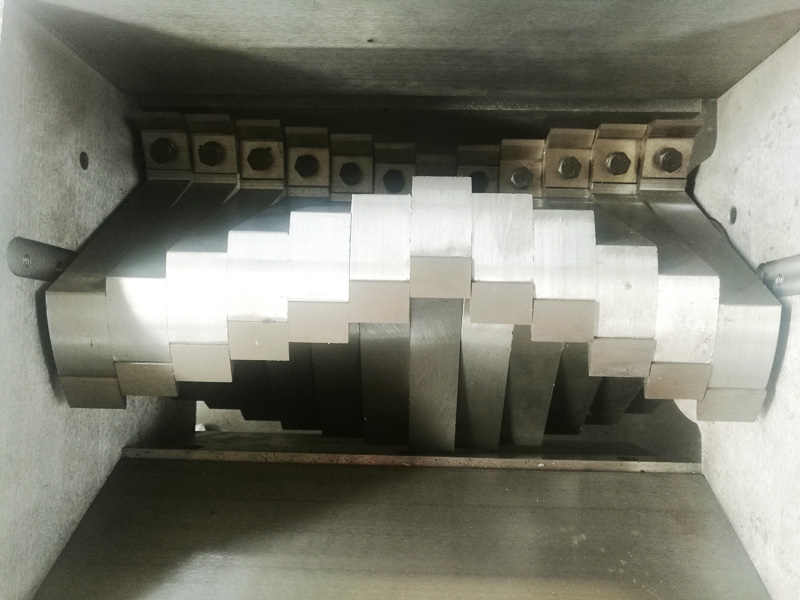 5.-Slow-Speed-Plastic-Crusher